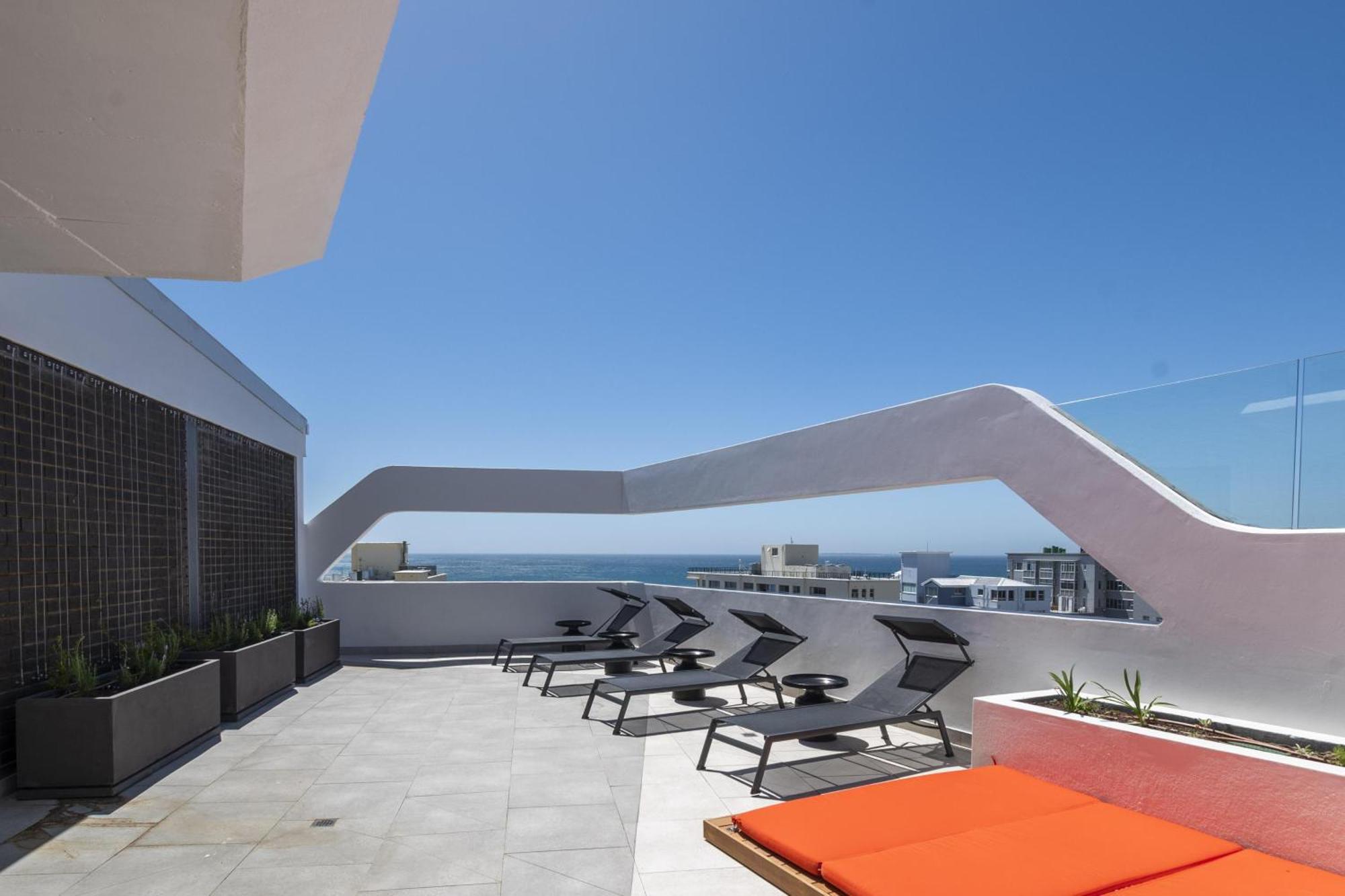 Modern At Eighty2 On M Sea Point *