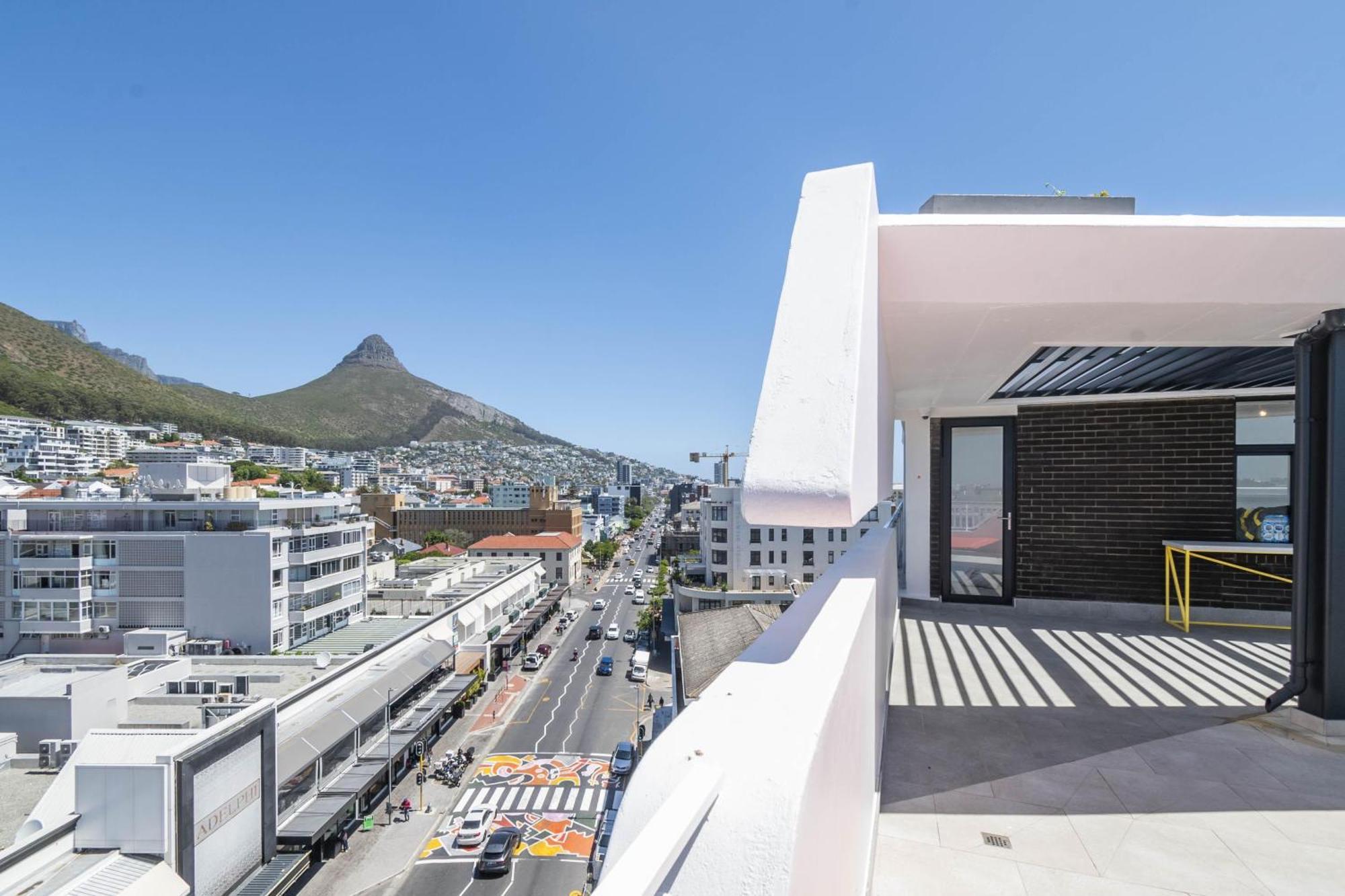 Modern At Eighty2 On M Sea Point Kapstadt