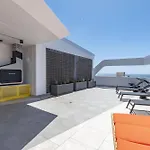 Modern Studio At Eighty2 On M Sea Point