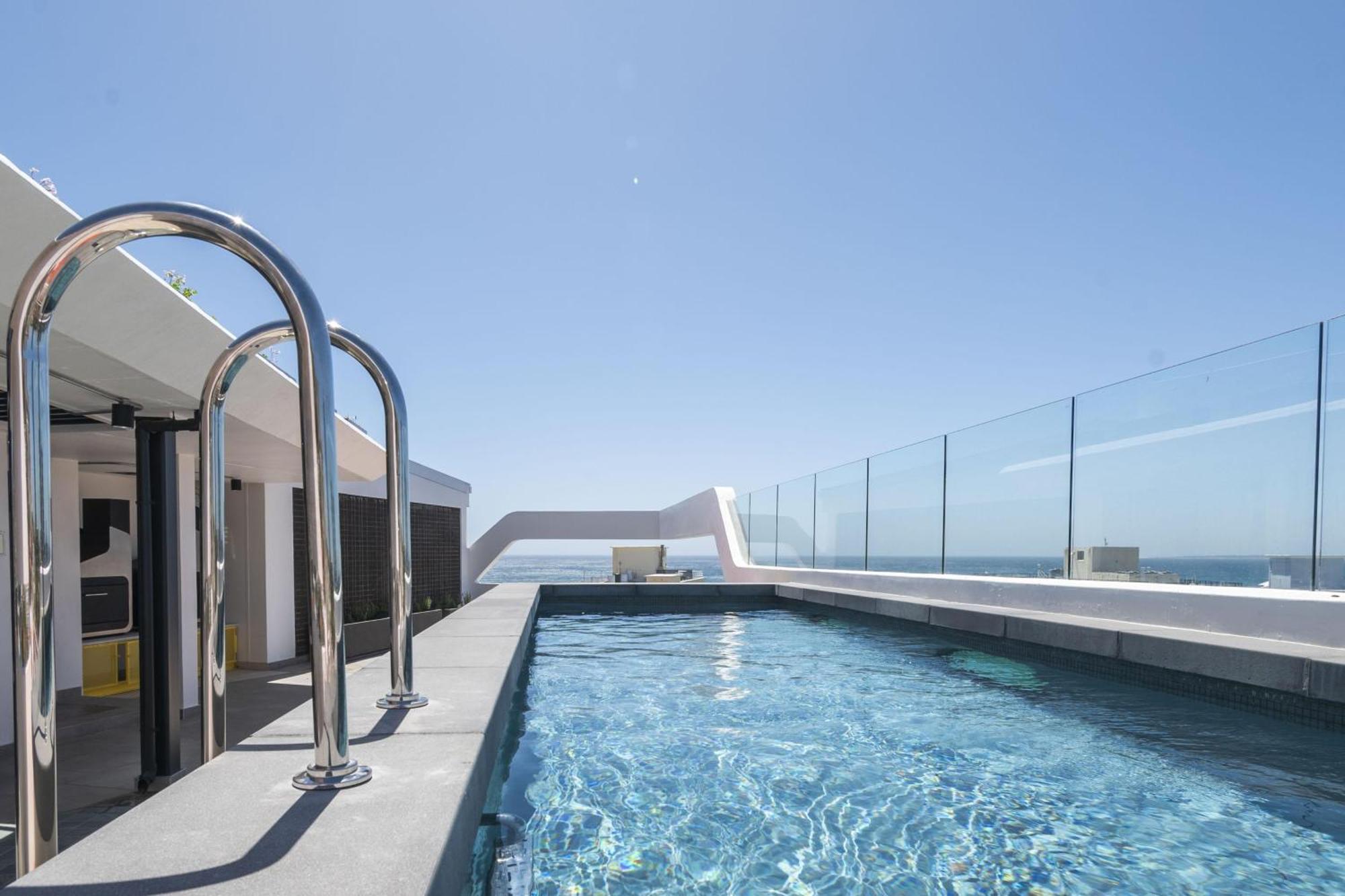 Modern At Eighty2 On M Sea Point Apartment Cape Town