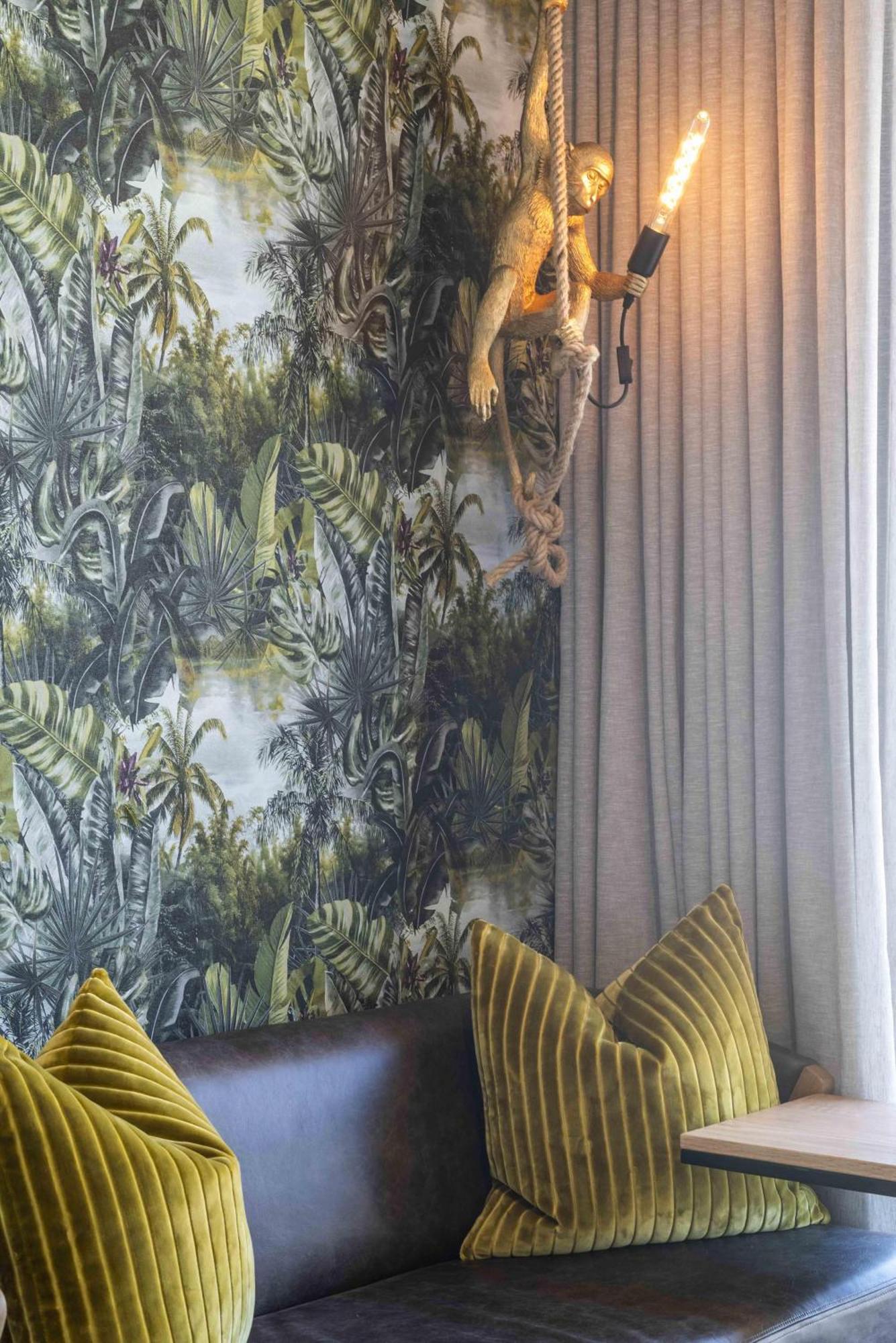 Modern At Eighty2 On M Sea Point Cape Town